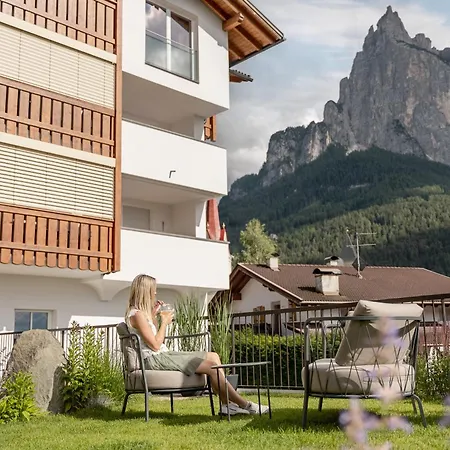 Schwarzer Adler 4* Siusi